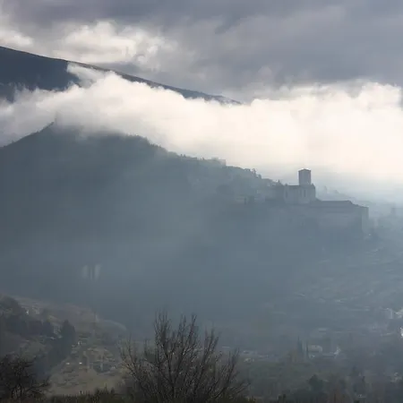 Il Casale Nella Natura 아시시